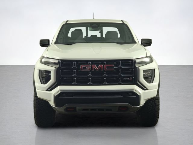 Used 2024 GMC Canyon AT4 w/ Canyon Safety Plus Package AWD/4WD image 8