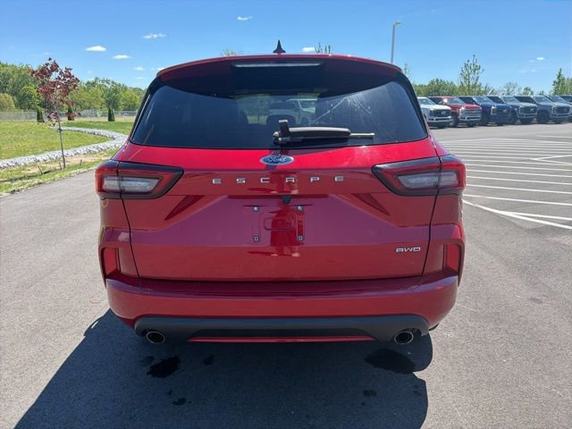 Certified 2024 Ford Escape ST-Line AWD/4WD image 8