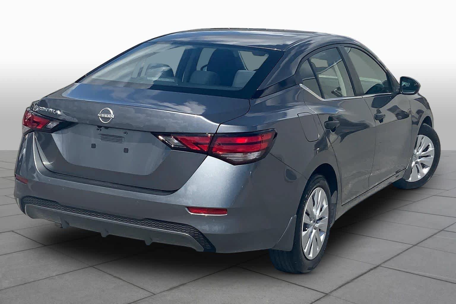 Used 2024 Nissan Sentra S FWD image 12