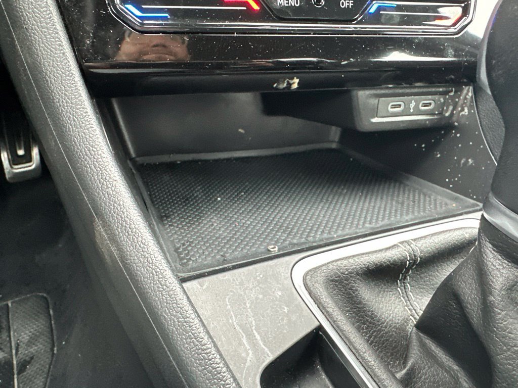 Used 2025 Volkswagen Jetta Sport FWD image 45