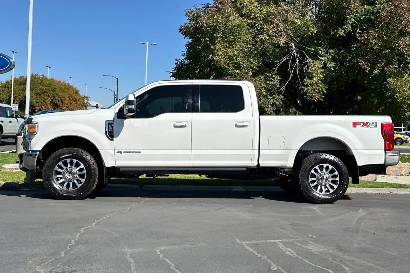 Certified 2022 Ford F250 Lariat w/ Lariat Value Package AWD/4WD image 5