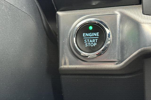 Certified 2022 Ford F150 Raptor w/ Equipment Group 801A High image 26