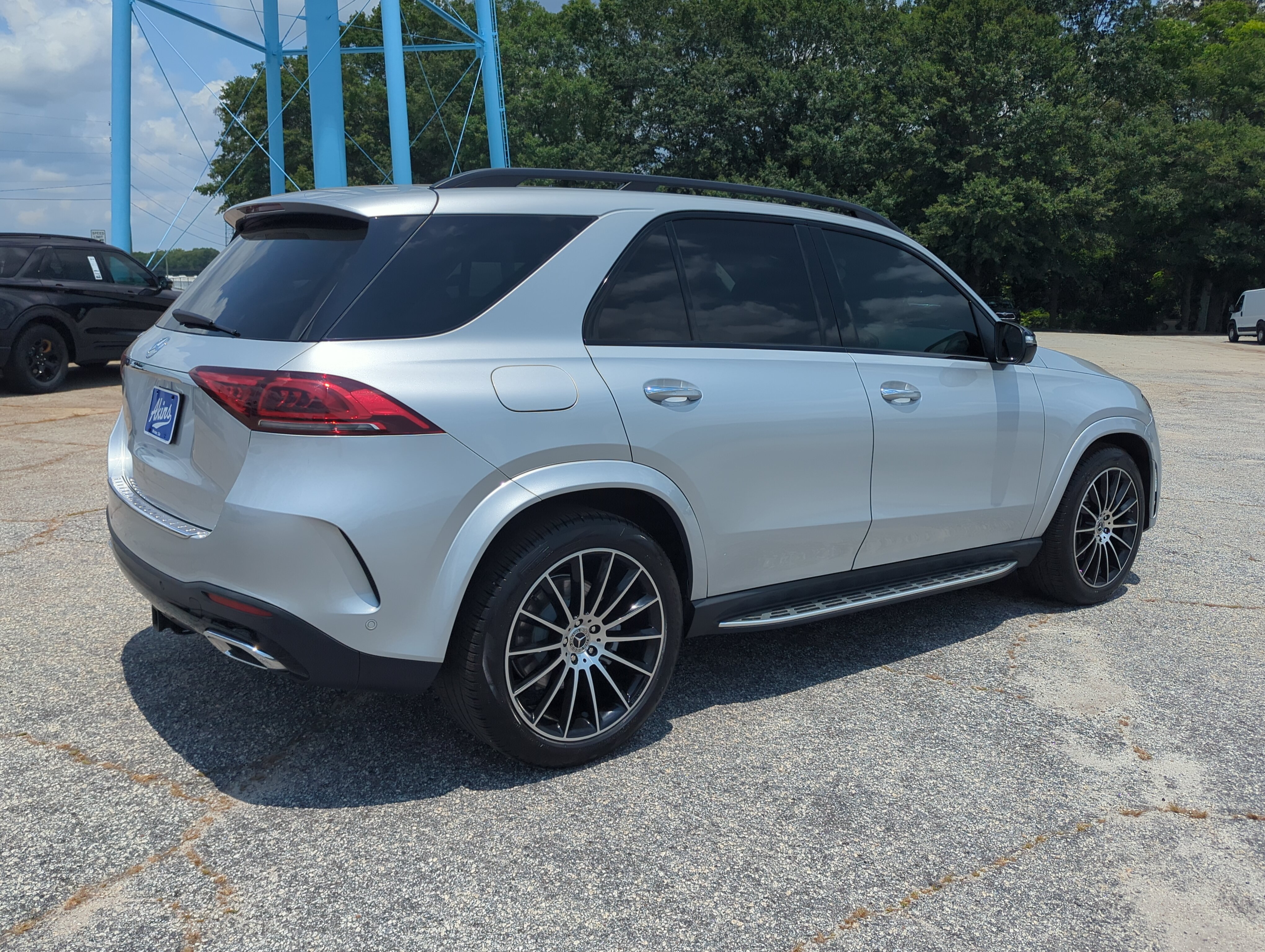 Used 2020 Mercedes-Benz GLE 350 image 3