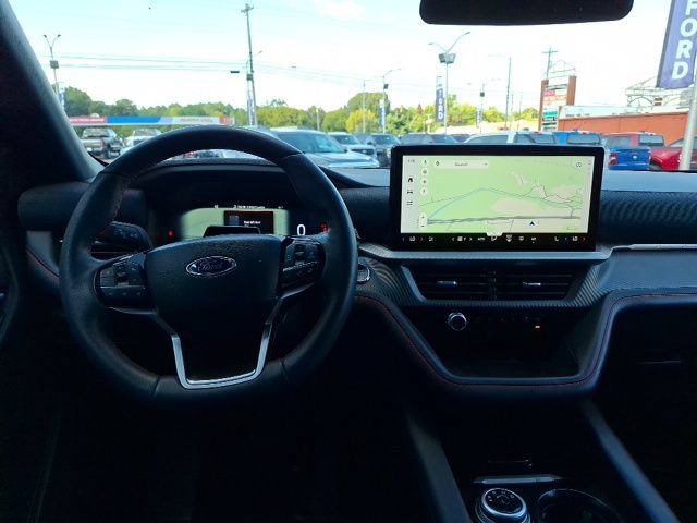 Certified 2025 Ford Explorer ST-Line RWD image 26