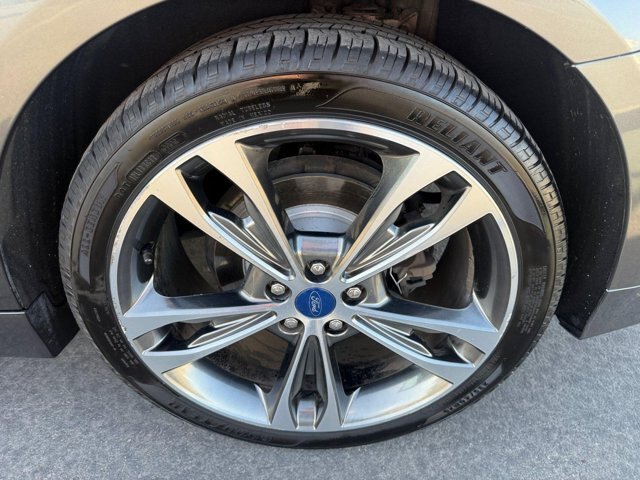 Certified 2017 Ford Fusion Titanium FWD image 22