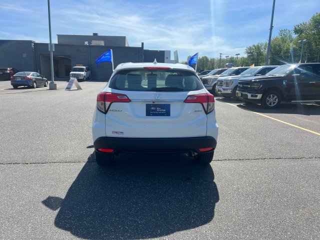 Used 2019 Honda HR-V LX image 6