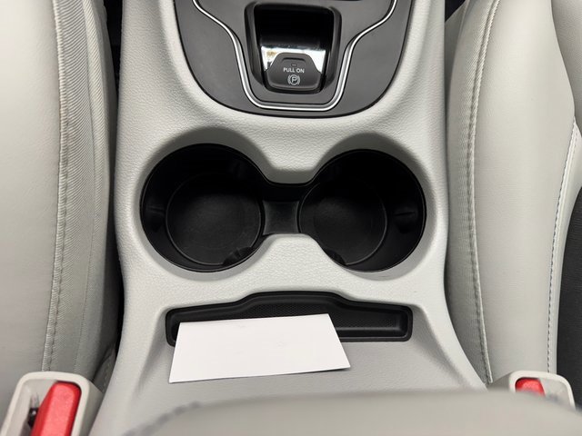 Used 2020 Jeep Cherokee Latitude Plus w/ Cold Weather Group image 22