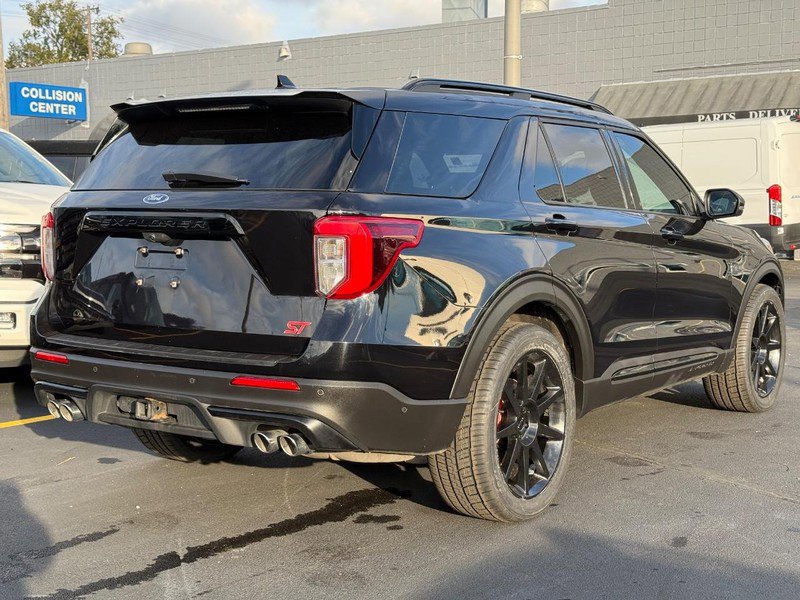 Certified 2020 Ford Explorer ST w/ ST Street Pack image 4
