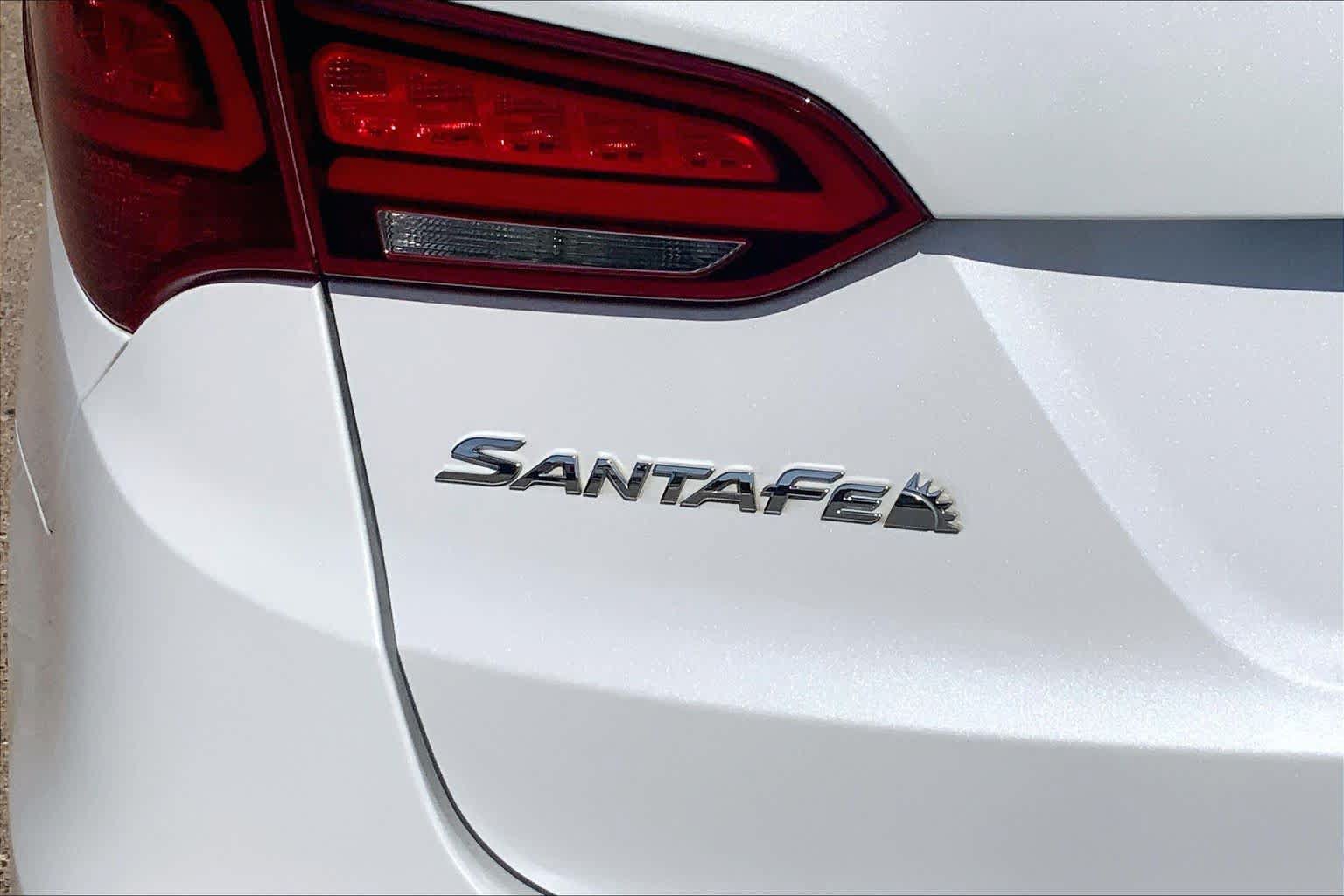 Used 2017 Hyundai Santa Fe Sport FWD image 10