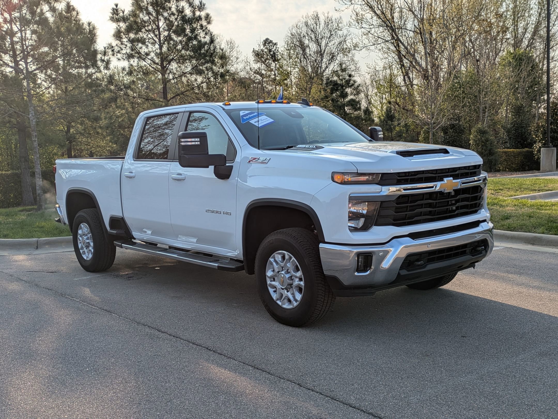 Used 2025 Chevrolet Silverado 2500 LT w/ All Star Edition image 9