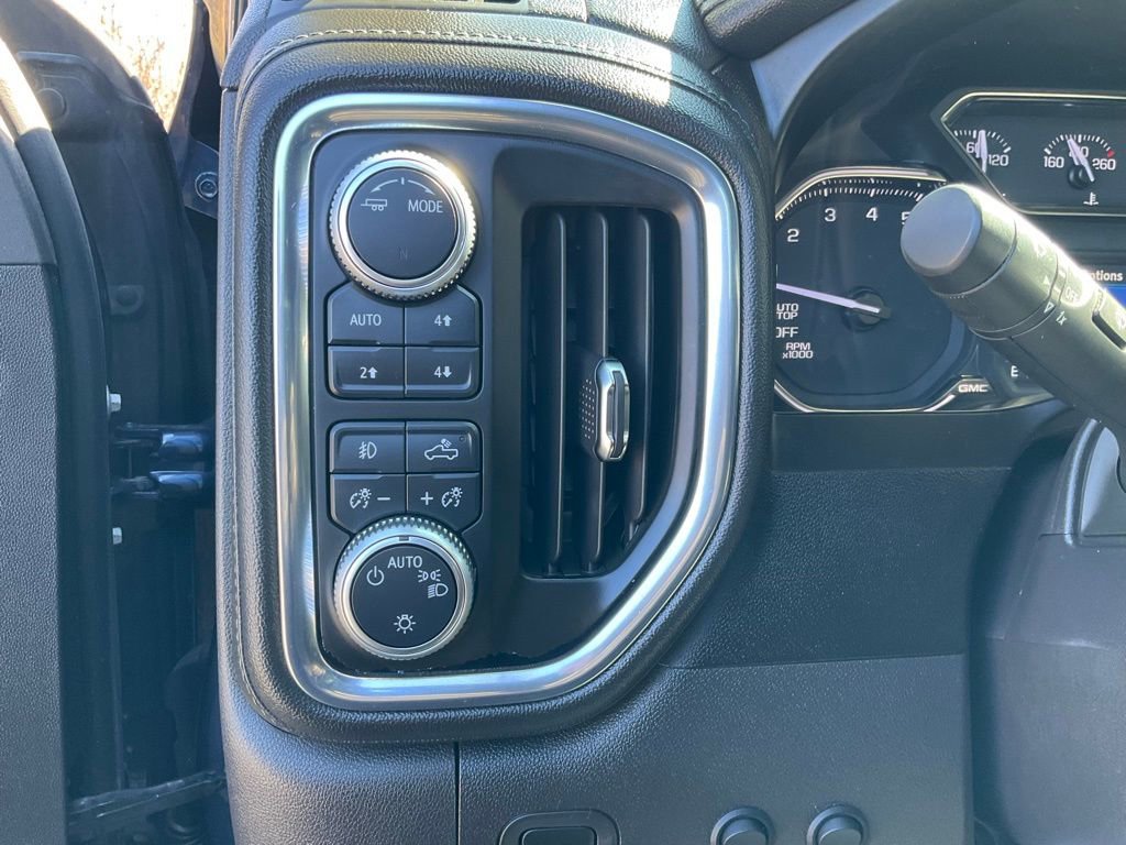 Used 2020 GMC Sierra 1500 Elevation w/ Elevation Value Package AWD/4WD image 15