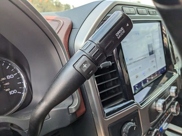 Certified 2022 Ford F450 Platinum w/ FX4 Off-Road Package image 28