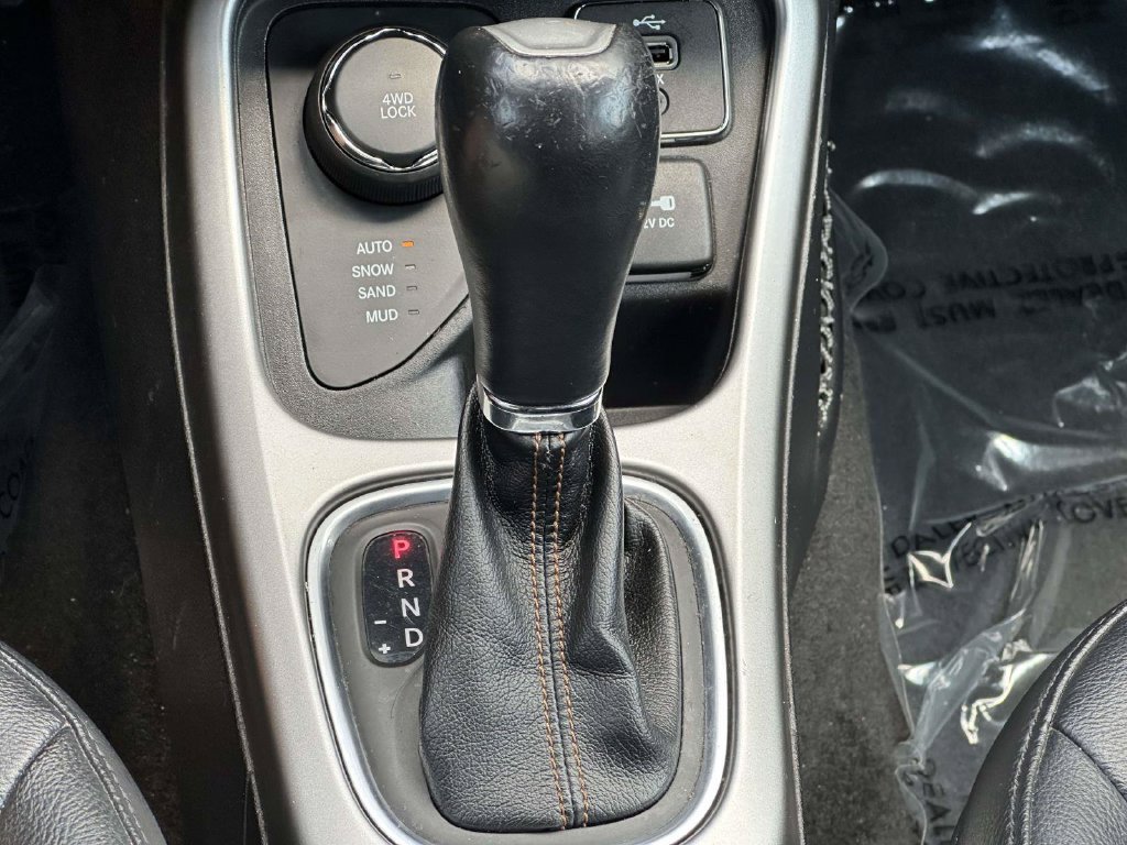 Used 2018 Jeep Compass Latitude AWD/4WD image 20