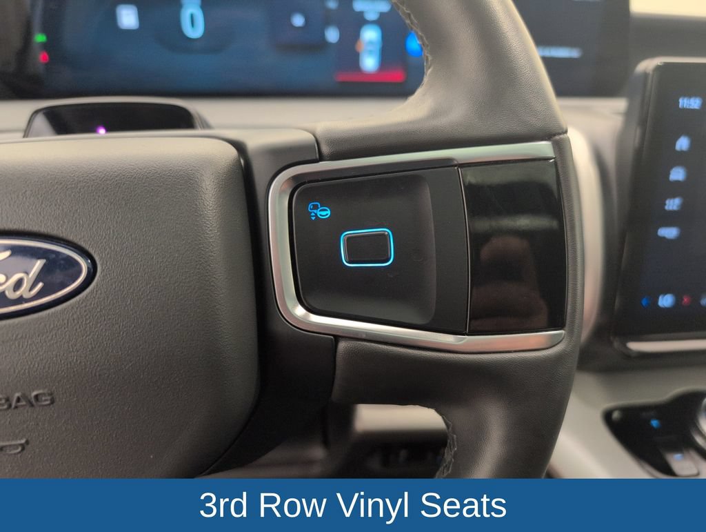 Certified 2025 Ford Expedition Active AWD/4WD image 39