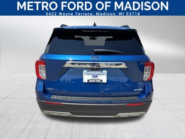 Certified 2022 Ford Explorer XLT w/ Equipment Group 202A AWD/4WD image 4