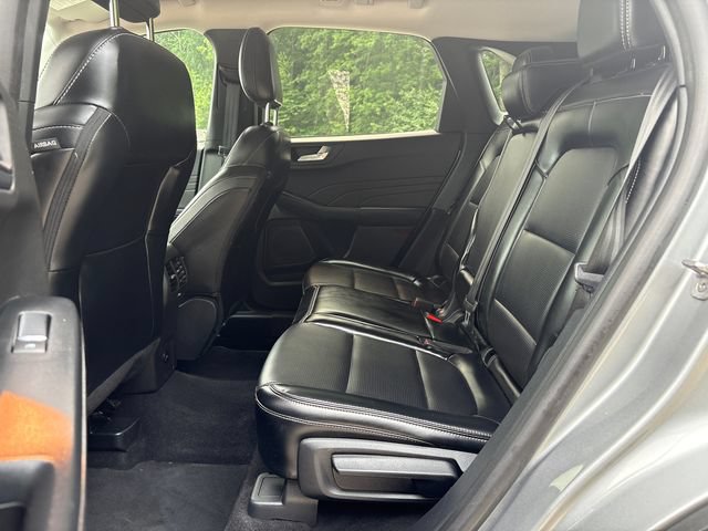 Certified 2024 Ford Escape Platinum AWD/4WD image 17