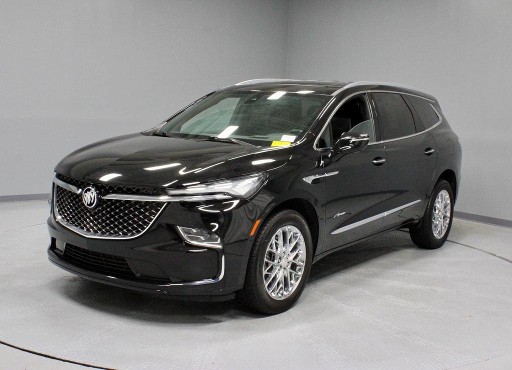 Used 2023 Buick Enclave Avenir w/ Avenir Technology Package AWD/4WD image 8