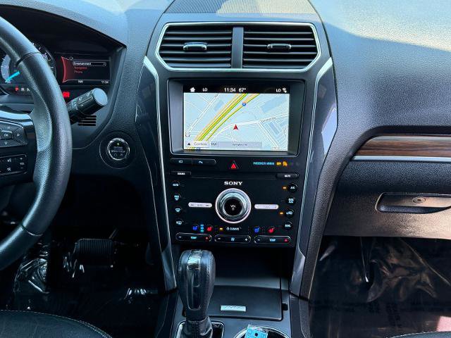 Certified 2019 Ford Explorer Limited w/ Ford Safe & Smart Package AWD/4WD image 38