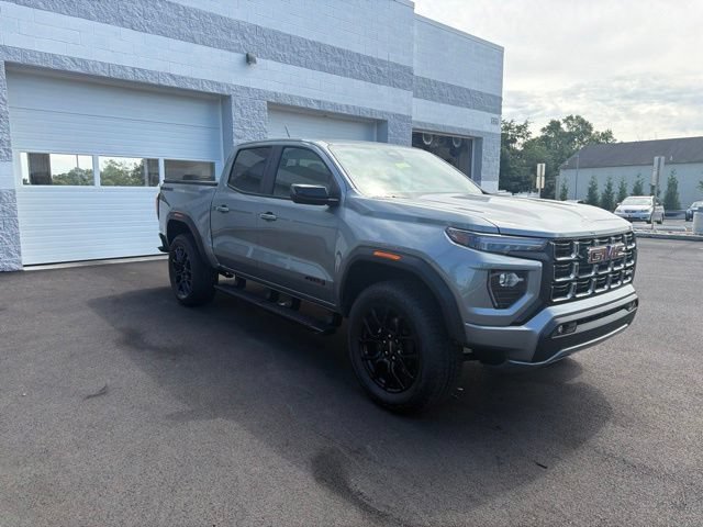 Used 2025 GMC Canyon AT4 AWD/4WD image 8