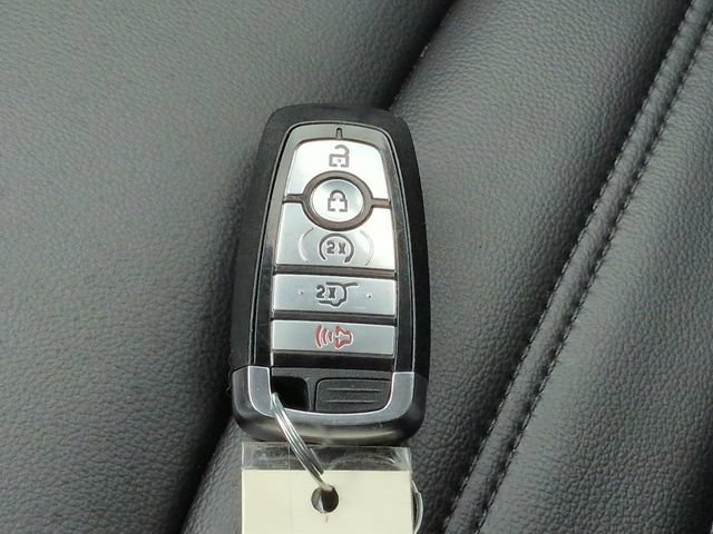 Certified 2024 Ford Edge SEL w/ Convenience Package AWD/4WD image 28