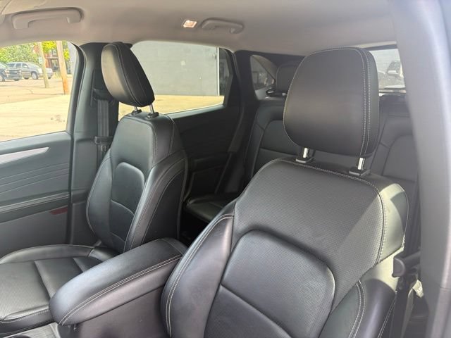 Certified 2025 Ford Escape Platinum AWD/4WD image 18