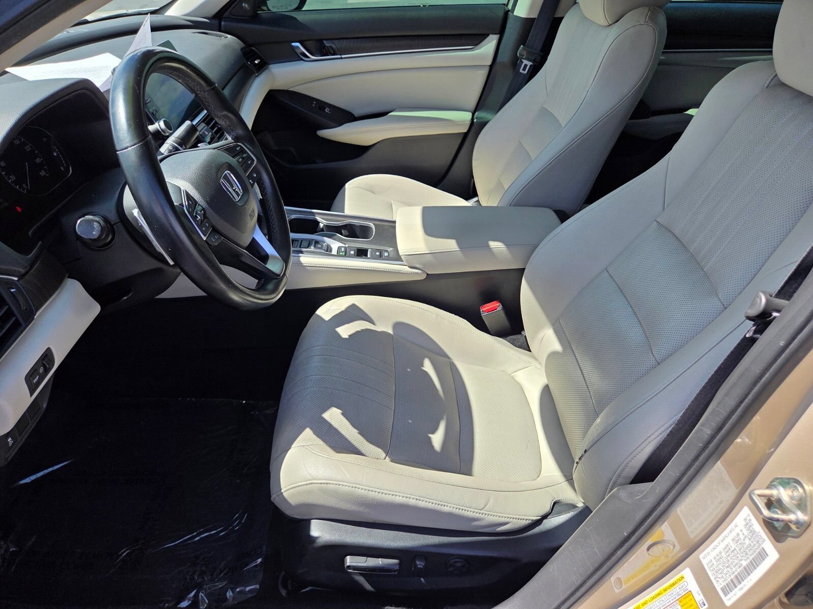 Used 2019 Honda Accord EX-L image 10
