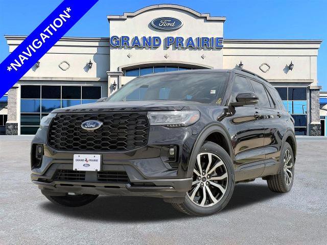 Certified 2025 Ford Explorer ST-Line RWD image 1