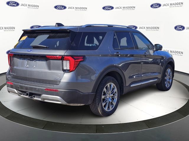 Certified 2025 Ford Explorer Platinum image 4