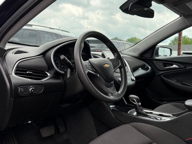 Used 2023 Chevrolet Malibu LT w/ Driver Confidence Package FWD image 14