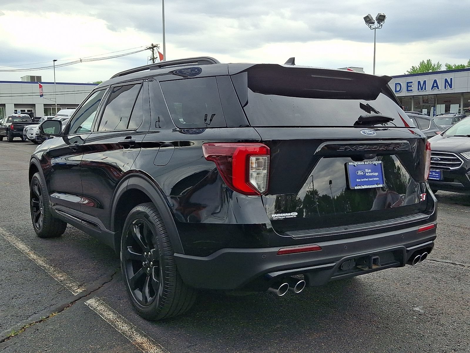 Certified 2023 Ford Explorer ST w/ Equipment Group 401A AWD/4WD image 5