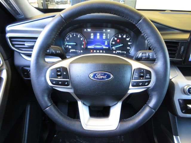 Certified 2023 Ford Explorer XLT w/ Equipment Group 202A image 15