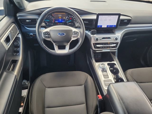 Certified 2022 Ford Explorer XLT image 12