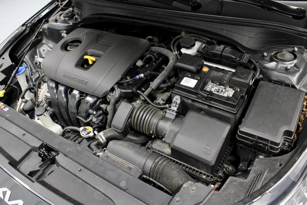 Used 2023 Kia Forte LXS FWD image 17