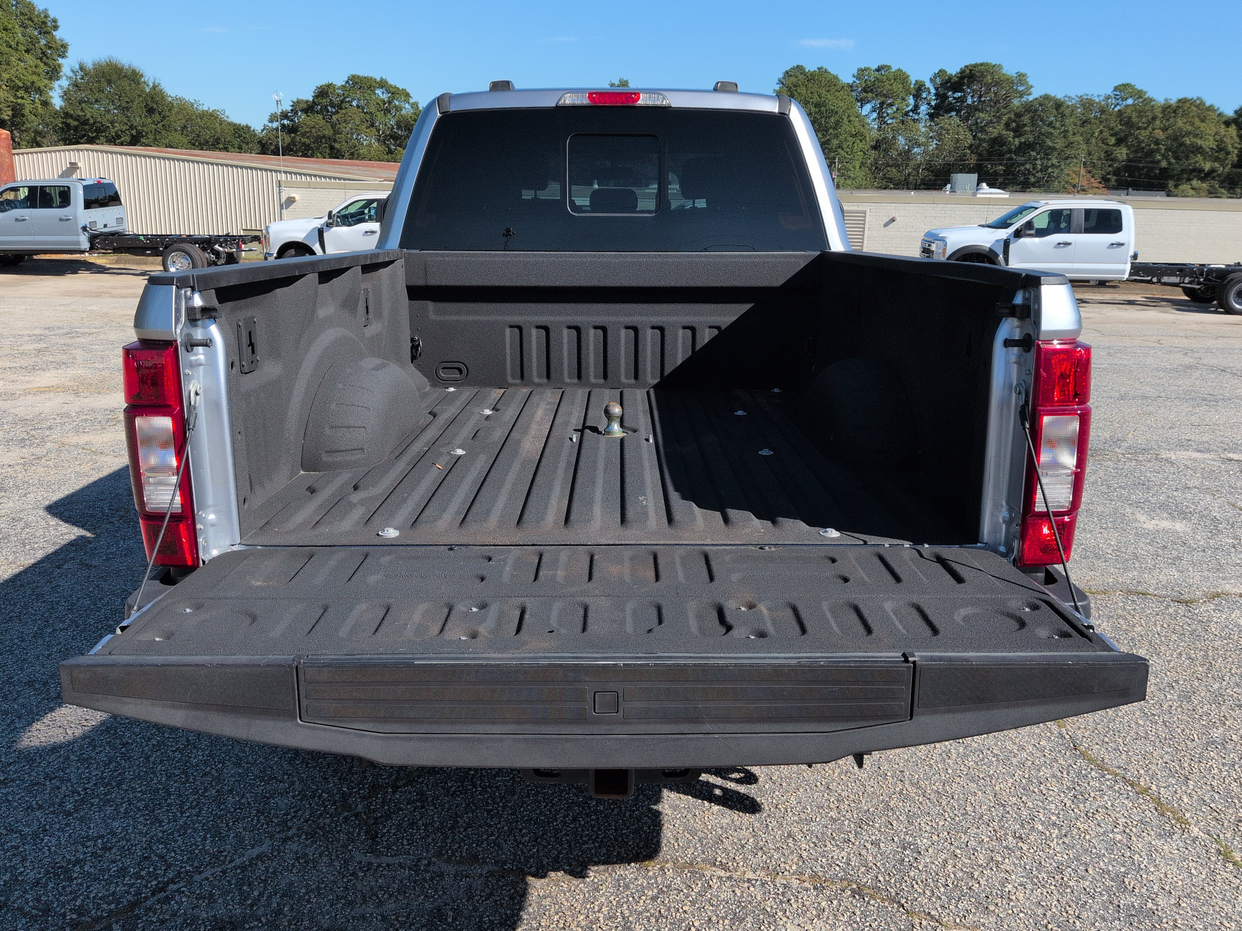 Certified 2022 Ford F250 Lariat w/ Lariat Value Package AWD/4WD image 11