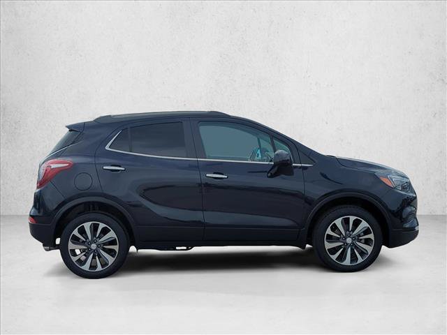 Used 2022 Buick Encore Preferred AWD/4WD image 4