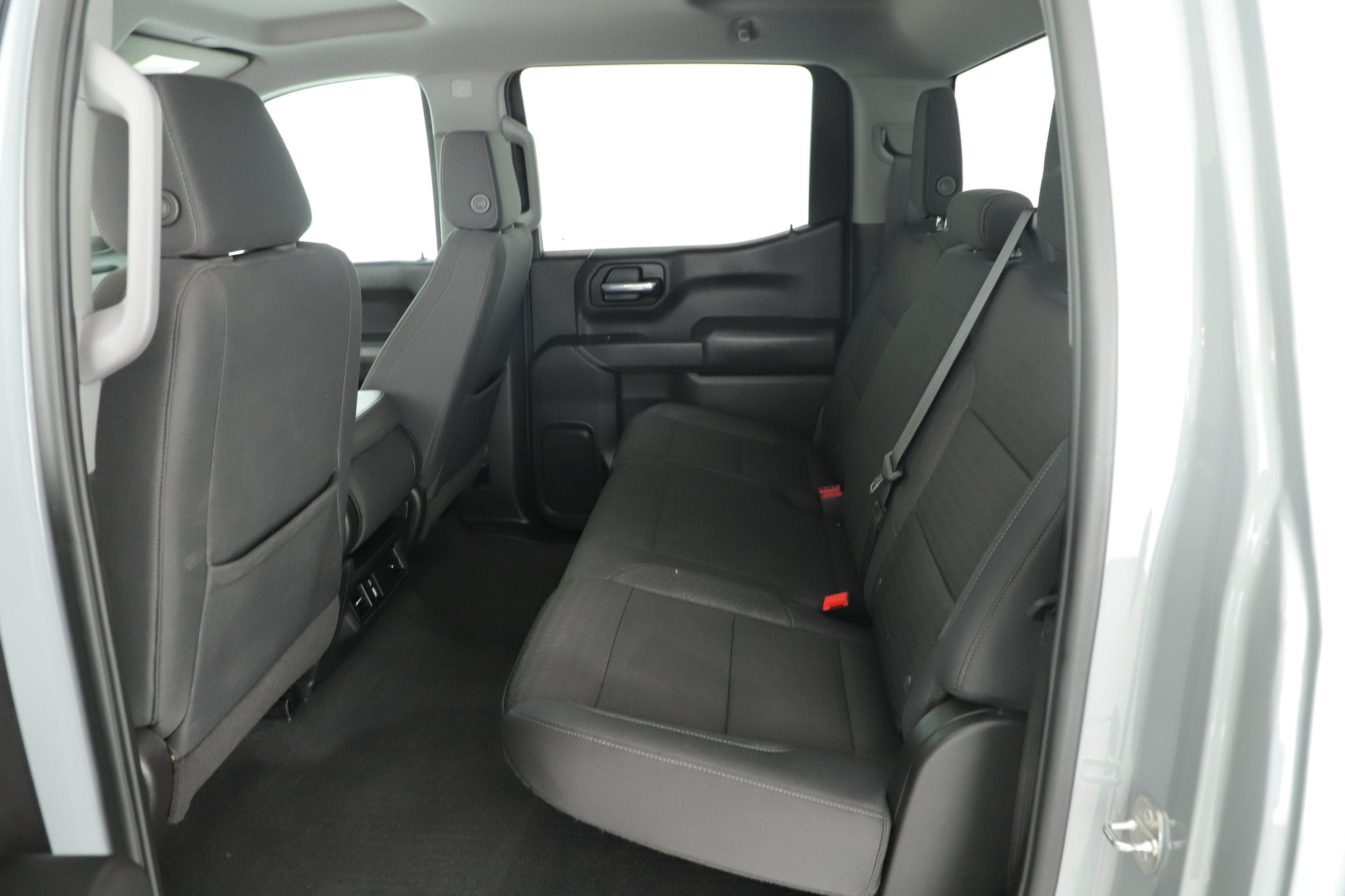 Used 2024 Chevrolet Silverado 1500 Custom Trail Boss w/ LPO, Dark Essentials Package AWD/4WD image 19