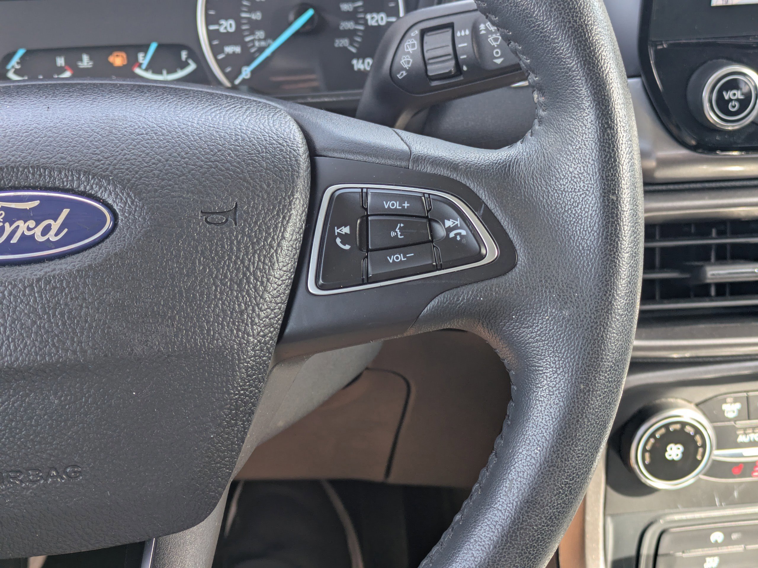 Certified 2019 Ford EcoSport SE w/ SE Convenience Package image 17