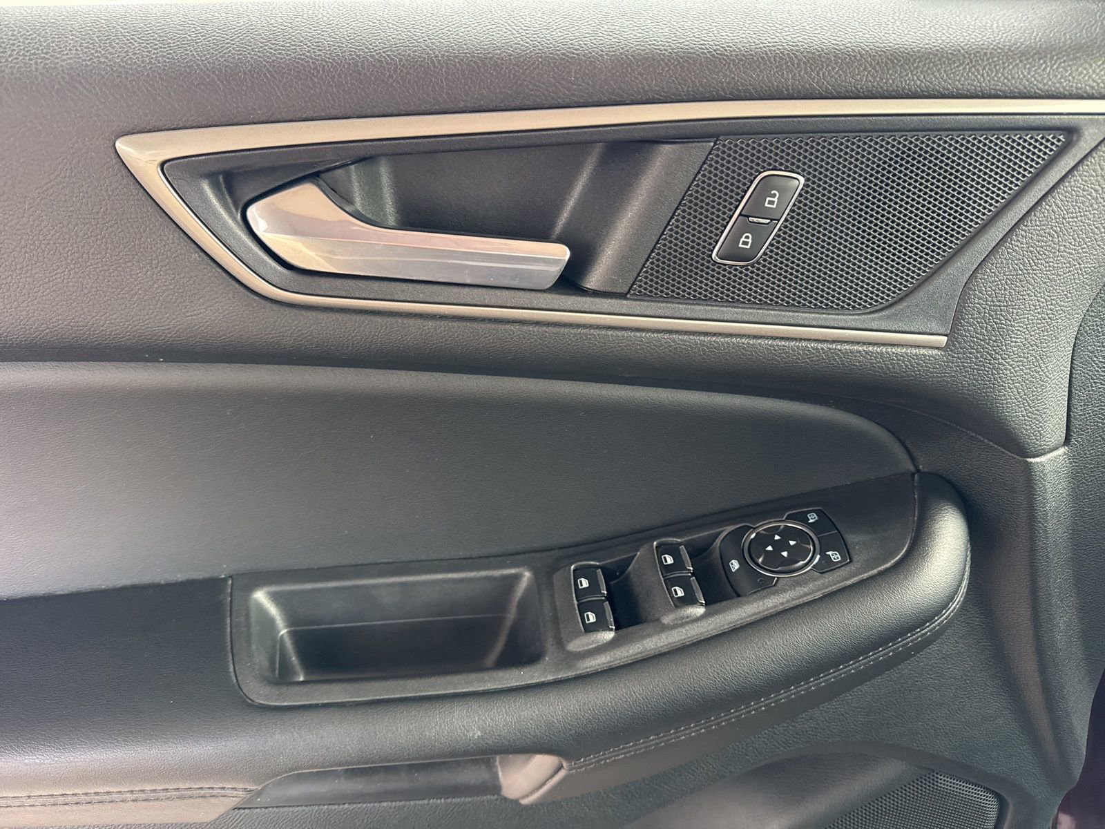 Certified 2023 Ford Edge SEL w/ Convenience Package image 27