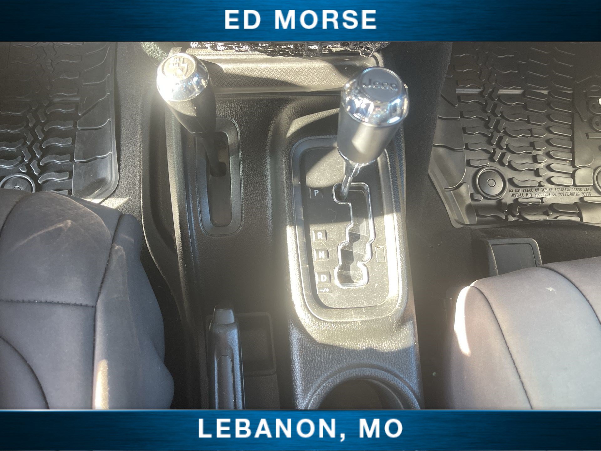 Used 2018 Jeep Wrangler Sport AWD/4WD image 14