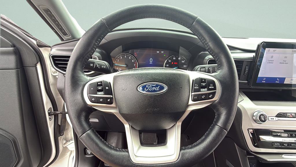 Certified 2024 Ford Explorer XLT w/ Equipment Group 202A AWD/4WD image 24