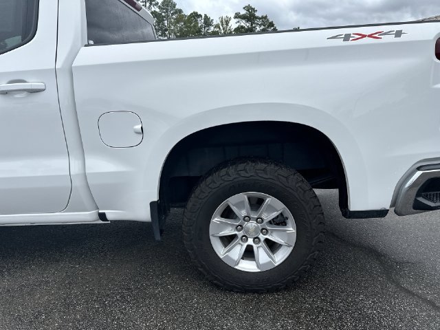 Used 2022 Chevrolet Silverado 1500 LT AWD/4WD image 10