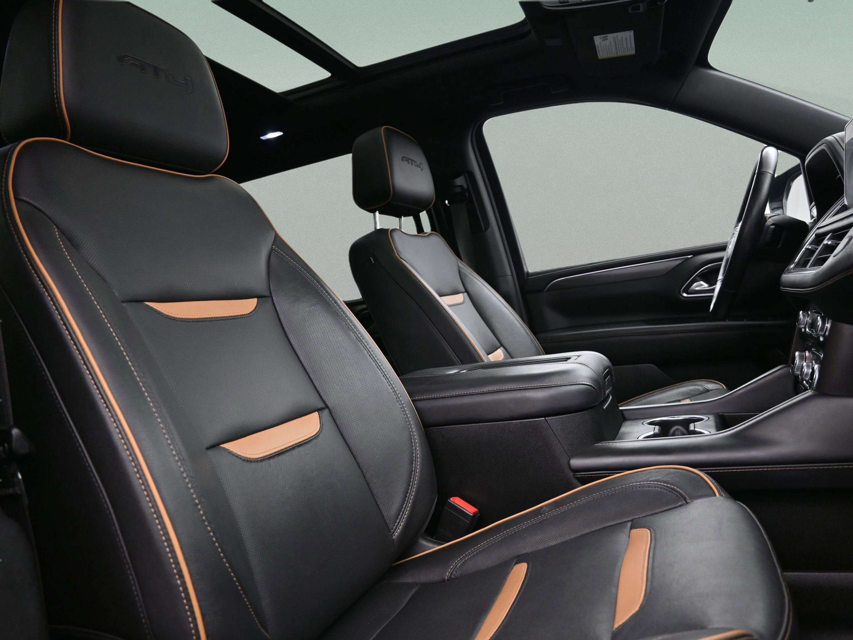 Used 2022 GMC Yukon XL AT4 image 38