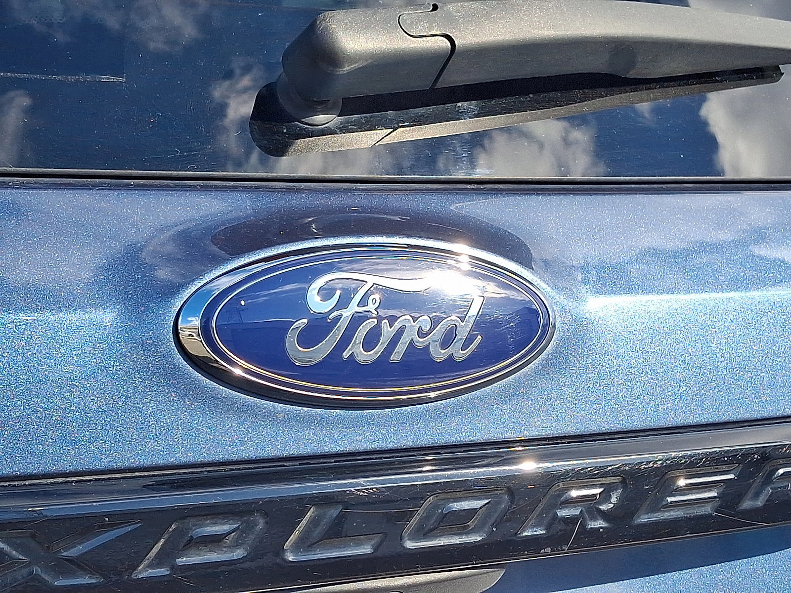 Certified 2018 Ford Explorer Sport image 30