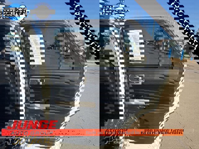 Certified 2022 Ford Explorer XLT w/ Equipment Group 202A image 16