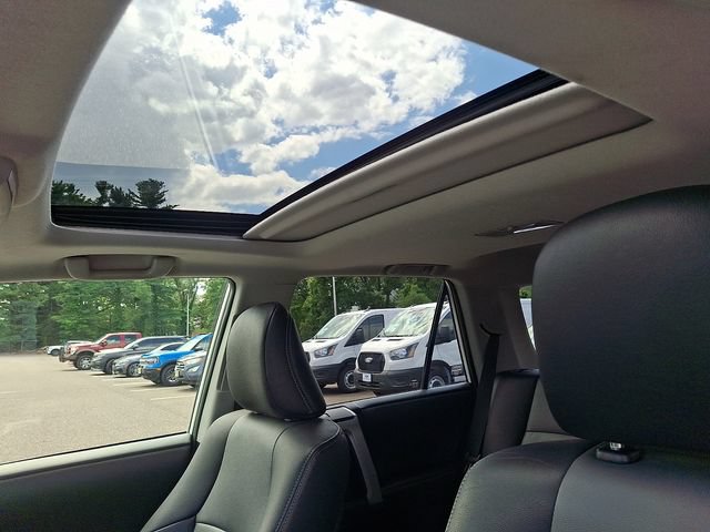 Used 2020 Toyota 4Runner SR5 Premium w/ Moonroof Package AWD/4WD image 14