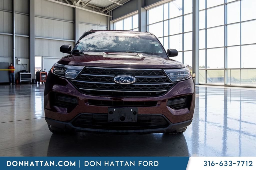 Certified 2022 Ford Explorer XLT w/ Class IV Trailer Tow Package AWD/4WD image 27