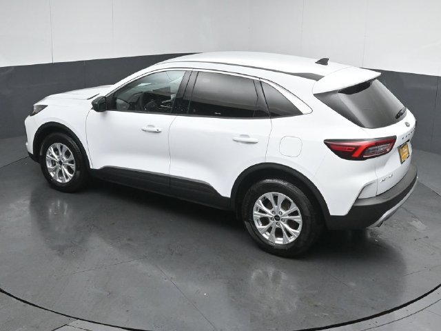 Certified 2023 Ford Escape Active w/ Tech Pack #1 AWD/4WD image 47
