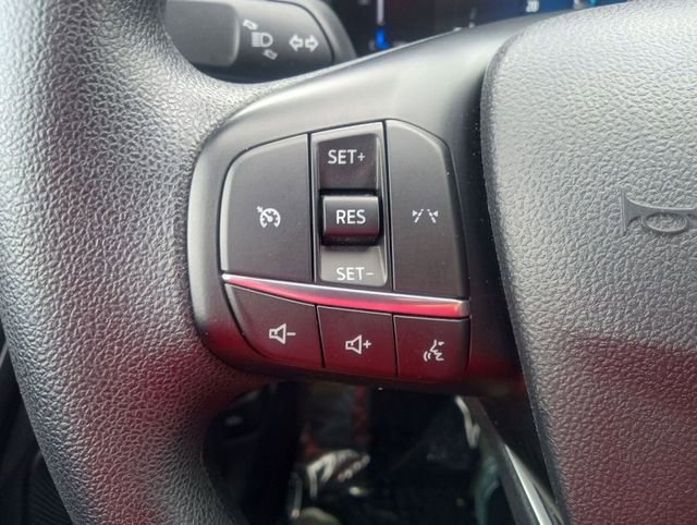 Certified 2025 Ford Escape Active AWD/4WD image 16