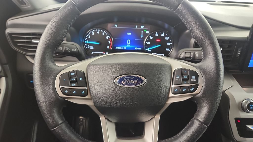 Certified 2024 Ford Explorer XLT AWD/4WD image 13