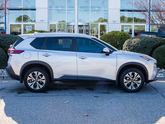 Used 2022 Nissan Rogue SV w/ SV Premium Package image 1
